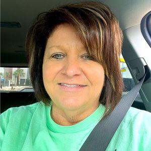 Meet your Posher, April